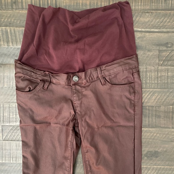 Maternity Motto Pants - Picture 2 of 7